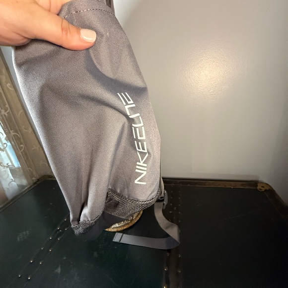 Nike Hoops Elite Max Air Team 2.0 Quad Zip Basketball Backpack Gray Gym Bag Logo - Picture 3 of 9